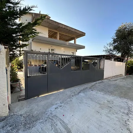Flutura Duplex Lungomare - Free Parking