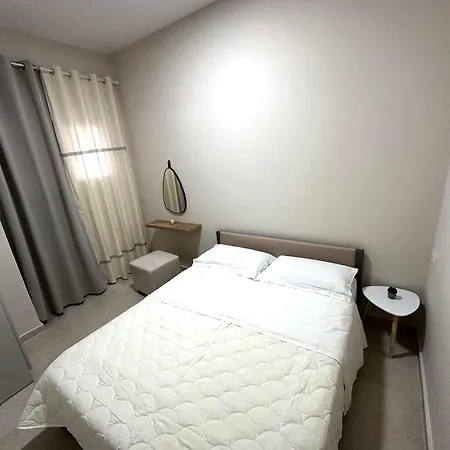 Flutura Duplex Lungomare - Free Parking Vlorë